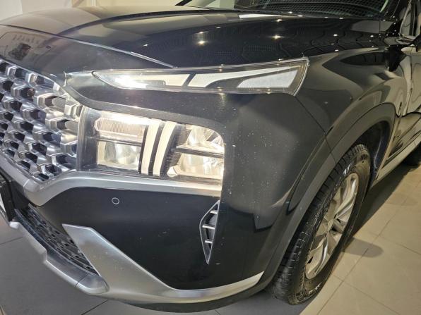 Hyundai Santa Fe IV Рестайлинг с пробегом 2021 года, цена 2 999 000 рублей, 122131 км, внедорожник, Автокод Объявления