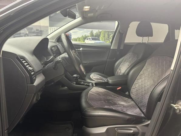 Skoda Karoq I с пробегом 2021 года, цена 2 215 000 рублей, 31013 км, внедорожник, Автокод Объявления