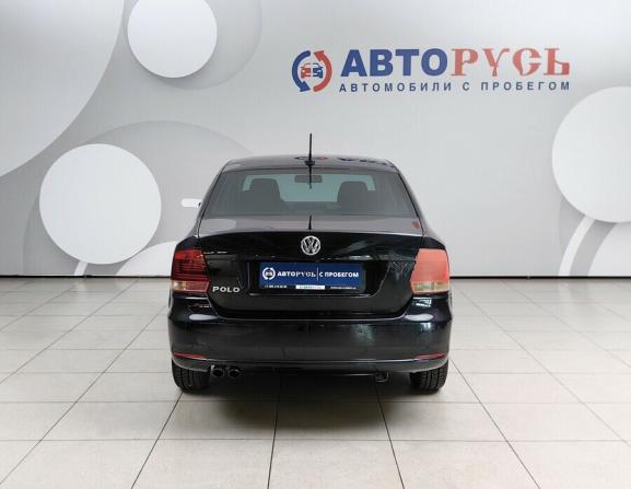 Volkswagen Polo V Рестайлинг с пробегом 2018 года, цена 885 000 рублей, 212000 км, седан, Автокод Объявления