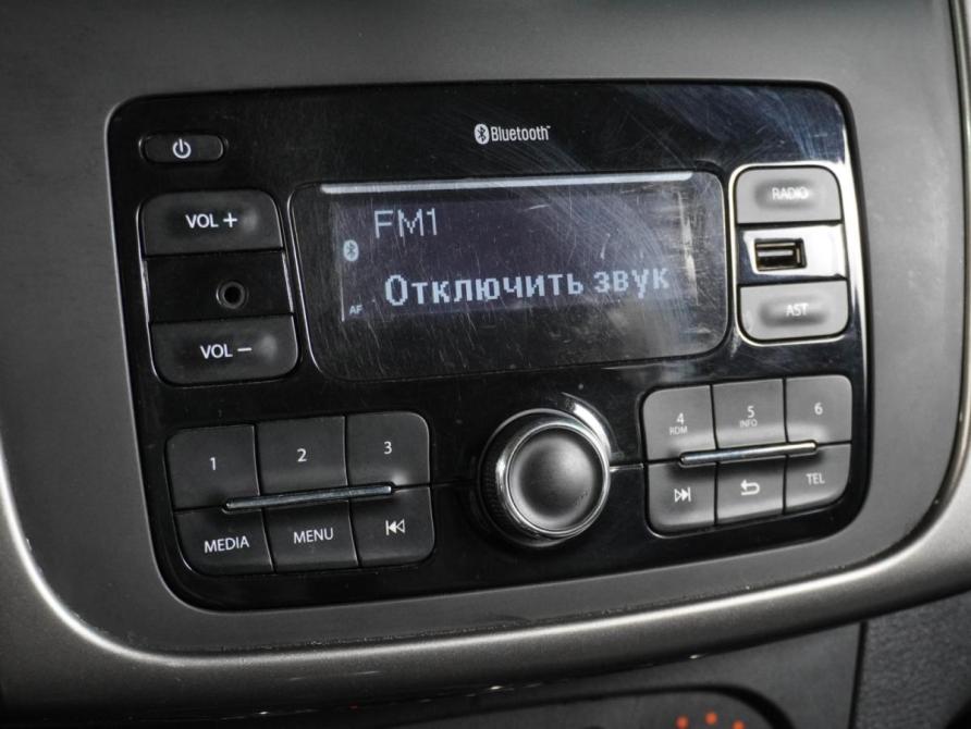Renault Logan II Рестайлинг Воронеж  - изображение 13