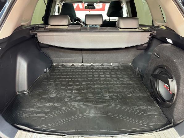 Toyota RAV4 V (XA50) с пробегом 2023 года, цена 4 350 000 рублей, 57186 км, внедорожник, Автокод Объявления