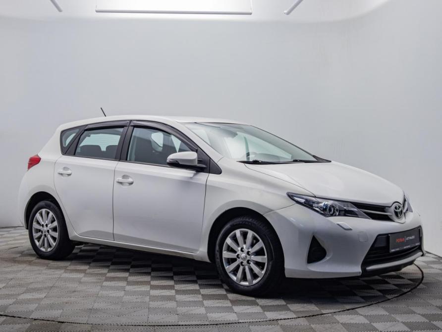 Toyota Auris II Москва  - изображение 7