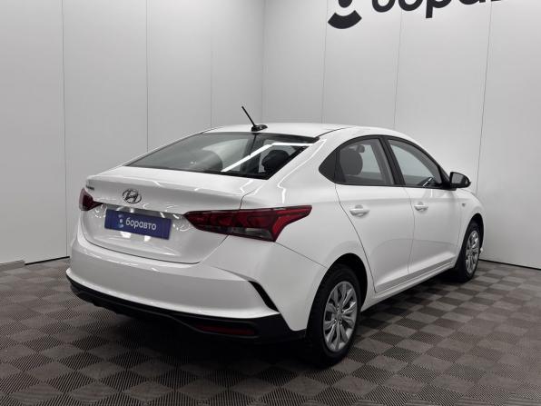 Hyundai Solaris II Рестайлинг с пробегом 2022 года, цена 1 560 000 рублей, 106956 км, седан, Автокод Объявления