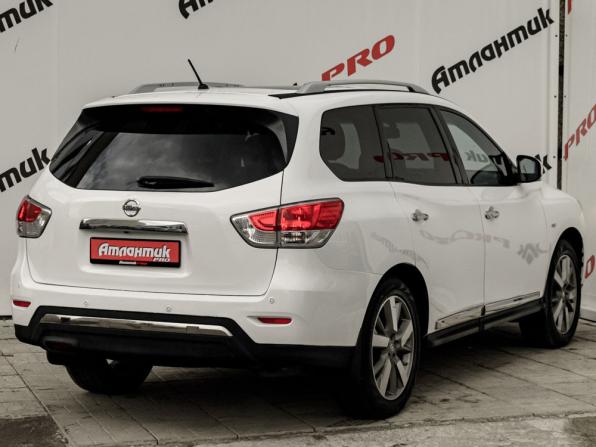 Nissan Pathfinder IV с пробегом 2016 года, цена 1 800 000 рублей, 222145 км, внедорожник, Автокод Объявления