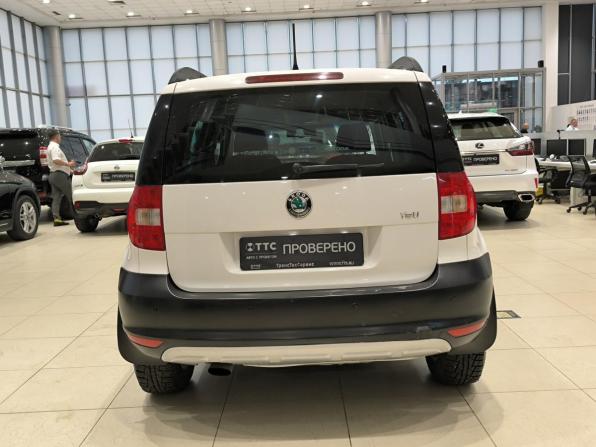 Skoda Yeti I с пробегом 2013 года, цена 630 000 рублей, 305585 км, внедорожник, Автокод Объявления