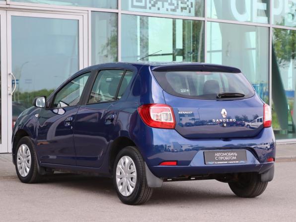 Renault Sandero II с пробегом 2017 года, цена 930 000 рублей, 58656 км, хэтчбек, Автокод Объявления