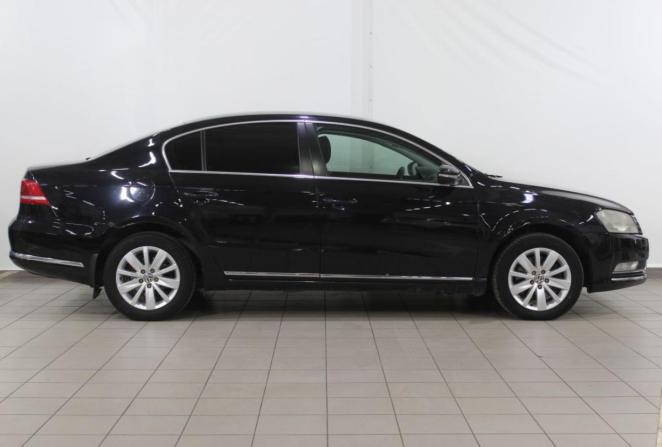 Volkswagen Passat B7 с пробегом 2011 года, цена 850 000 рублей, 284483 км, седан, Автокод Объявления
