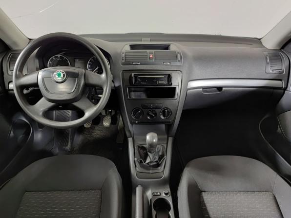 Skoda Octavia II (A5) Рестайлинг с пробегом 2011 года, цена 460 000 рублей, 188000 км, лифтбек, Автокод Объявления