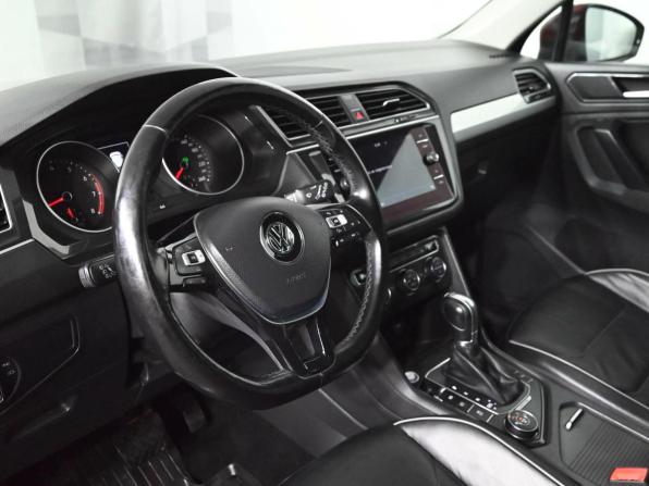 Volkswagen Tiguan II с пробегом 2017 года, цена 2 500 000 рублей, 147782 км, внедорожник, Автокод Объявления