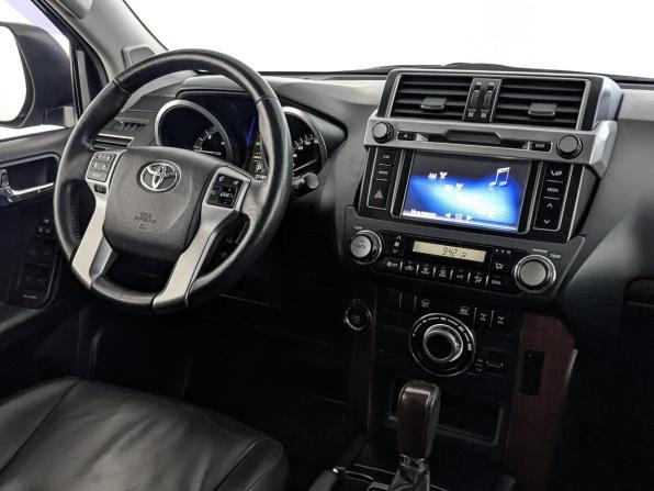 Toyota Land Cruiser Prado 150 Series Рестайлинг 1 с пробегом 2014 года, цена 3 300 000 рублей, 213839 км, внедорожник, Автокод Объявления