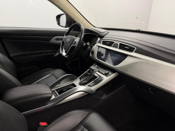 Geely Atlas I с пробегом 2020 года, цена 1 490 000 рублей, 110971 км, внедорожник, Автокод Объявления
