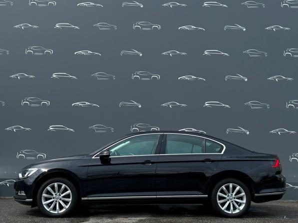 Volkswagen Passat B8 с пробегом 2019 года, цена 2 497 500 рублей, 55982 км, седан, Автокод Объявления