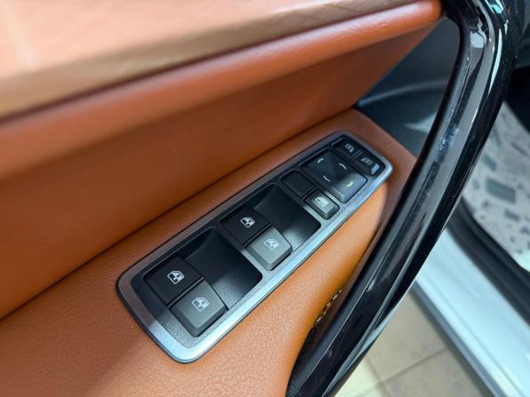 Lada (ВАЗ) Vesta I Рестайлинг (NG) с пробегом 2025 года, цена 1 750 000 рублей, 14096 км, седан, Автокод Объявления