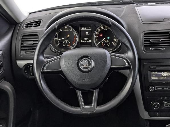 Skoda Yeti I Рестайлинг с пробегом 2015 года, цена 1 375 000 рублей, 112874 км, внедорожник, Автокод Объявления