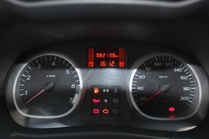 Renault Duster I с пробегом 2012 года, цена 547 000 рублей, 382138 км, внедорожник, Автокод Объявления