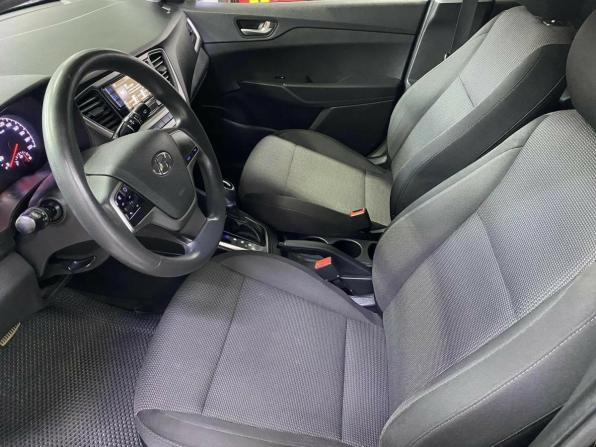 Hyundai Solaris II с пробегом 2018 года, цена 1 250 000 рублей, 184997 км, седан, Автокод Объявления