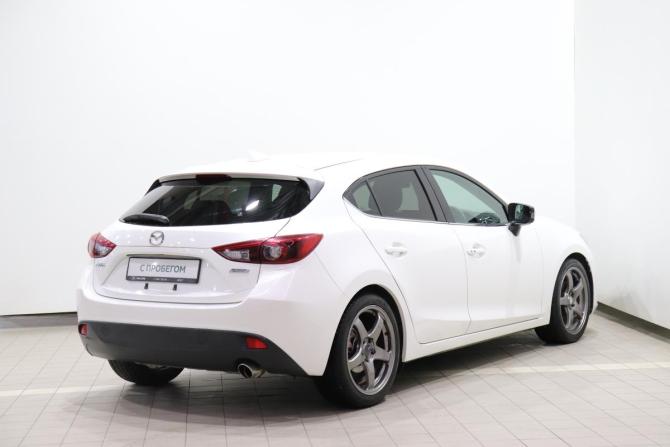 Mazda Axela III с пробегом 2015 года, цена 1 210 000 рублей, 101903 км, хэтчбек, Автокод Объявления