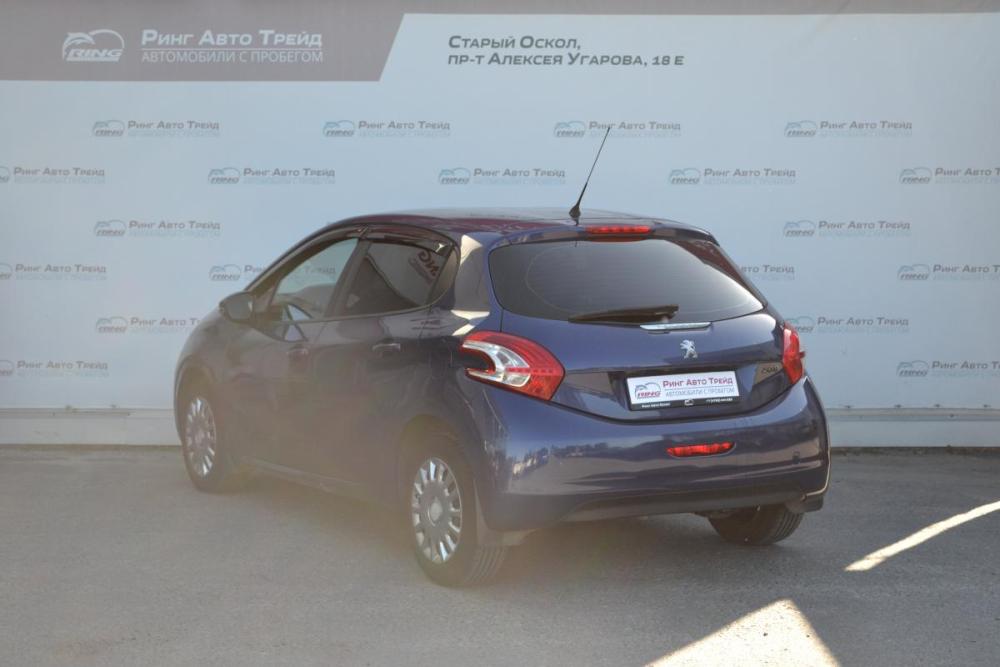 Peugeot 208 I Старый Оскол  - изображение 5