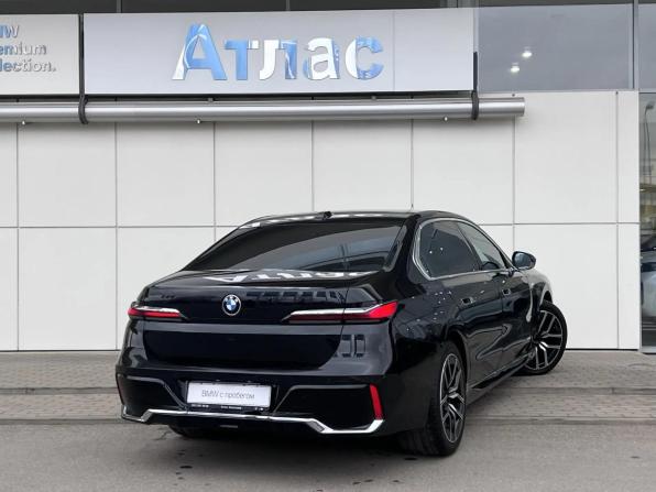 BMW 7 серии VII (G70) с пробегом 2024 года, цена 15 100 000 рублей, 5925 км, седан, Автокод Объявления