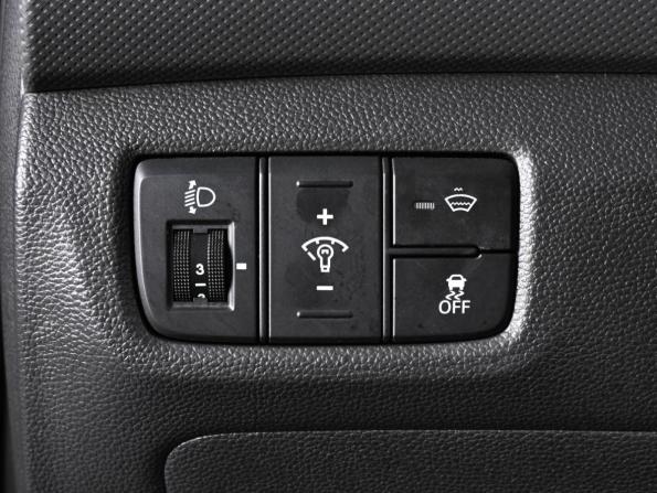 Hyundai Creta I с пробегом 2018 года, цена 1 859 000 рублей, 104707 км, внедорожник, Автокод Объявления