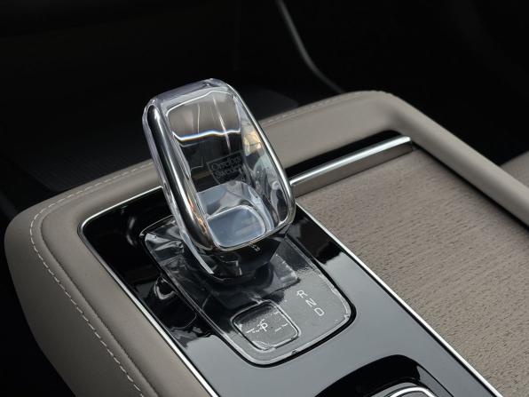 Volvo XC90 II Рестайлинг 2 с пробегом 2026 года, цена 12 420 000 рублей, 14 км, внедорожник, Автокод Объявления