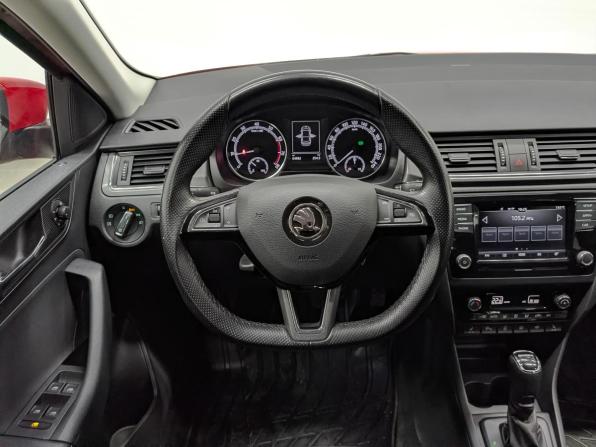 Skoda Rapid I Рестайлинг с пробегом 2019 года, цена 1 450 000 рублей, 64988 км, лифтбек, Автокод Объявления