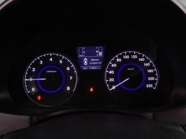 Hyundai Solaris I Рестайлинг с пробегом 2015 года, цена 1 099 000 рублей, 114431 км, хэтчбек, Автокод Объявления