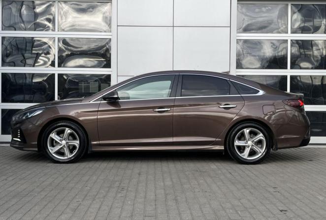 Hyundai Sonata VII (LF) Рестайлинг с пробегом 2018 года, цена 1 590 000 рублей, 147117 км, седан, Автокод Объявления