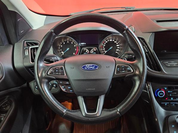 Ford Kuga II Рестайлинг с пробегом 2017 года, цена 1 649 000 рублей, 129683 км, внедорожник, Автокод Объявления