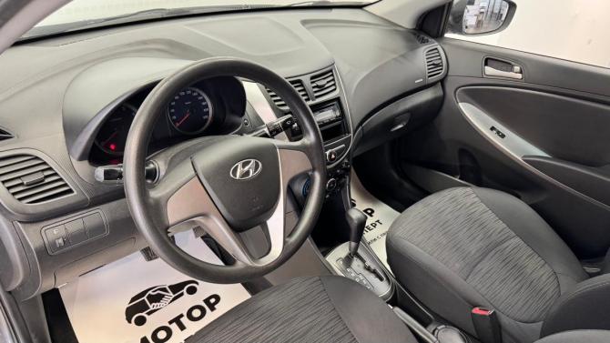 Hyundai Solaris I Рестайлинг с пробегом 2014 года, цена 829 000 рублей, 113337 км, седан, Автокод Объявления