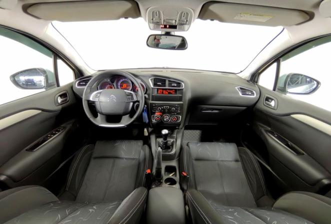 Citroen C4 I Рестайлинг с пробегом 2011 года, цена 700 000 рублей, 135885 км, хэтчбек, Автокод Объявления