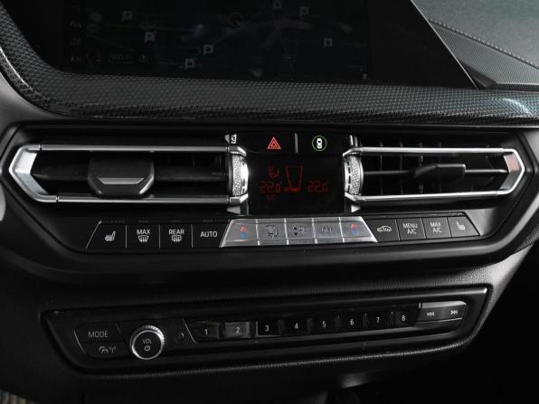 BMW 1 серии III (F40) с пробегом 2019 года, цена 1 999 000 рублей, 155160 км, хэтчбек, Автокод Объявления