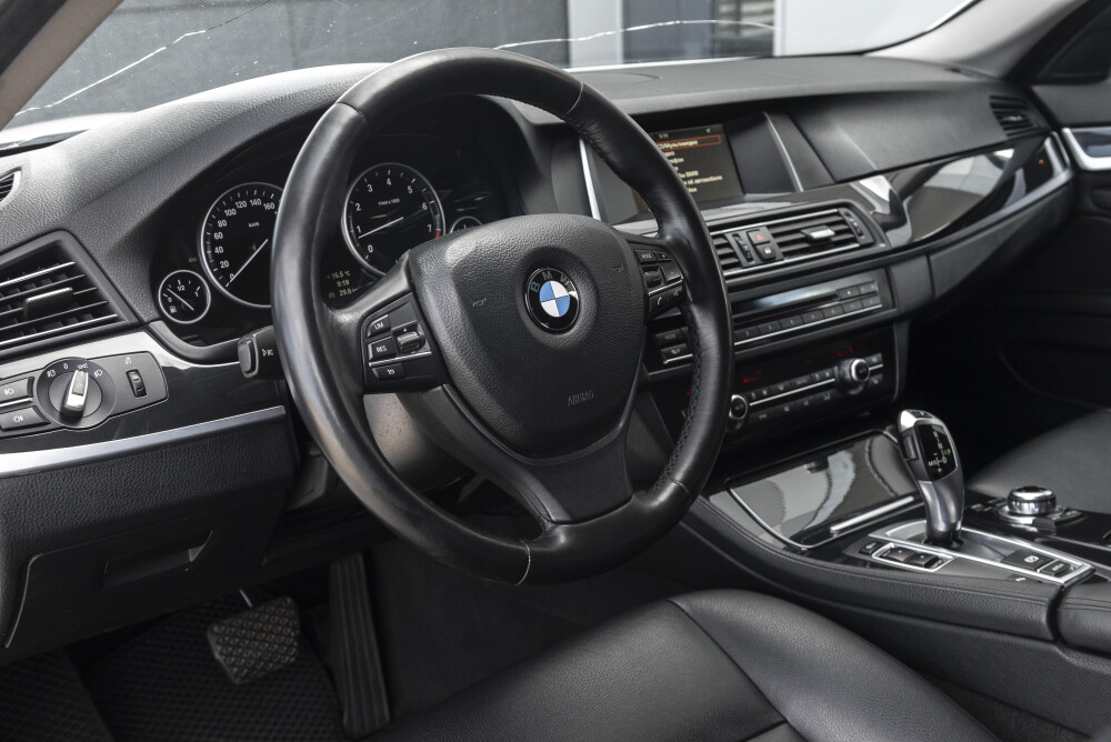 BMW 5 серии VI (F10/F11/F07) Рестайлинг Казань  - изображение 13