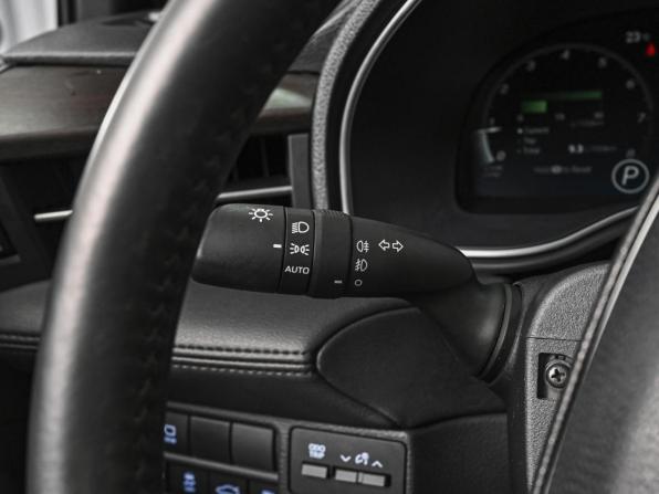 Toyota Avalon V с пробегом 2024 года, цена 4 160 000 рублей, 13896 км, седан, Автокод Объявления