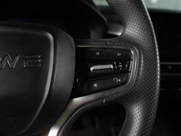 Roewe i5 I Рестайлинг с пробегом 2022 года, цена 1 199 000 рублей, 43200 км, седан, Автокод Объявления