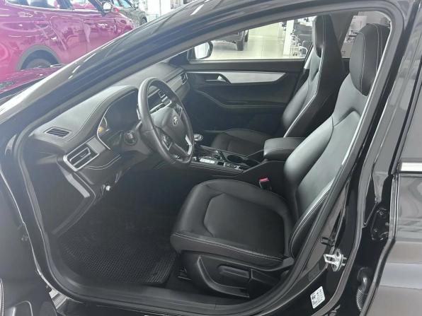 JAC J7 I с пробегом 2023 года, цена 1 430 000 рублей, 38200 км, хэтчбек, Автокод Объявления