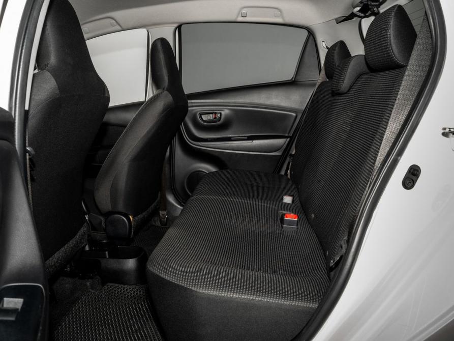 Toyota Vitz III (XP130) Рестайлинг 2 Иркутск  - изображение 7