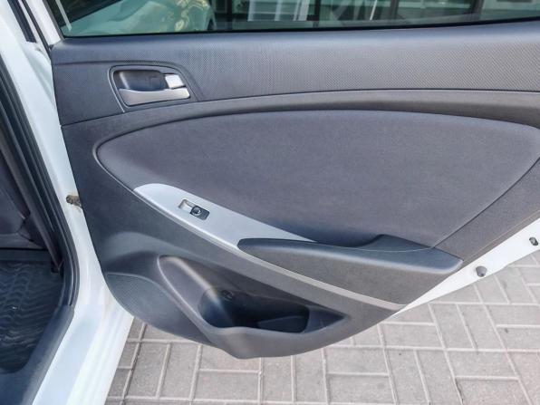 Hyundai Solaris I Рестайлинг с пробегом 2014 года, цена 1 080 000 рублей, 72509 км, седан, Автокод Объявления