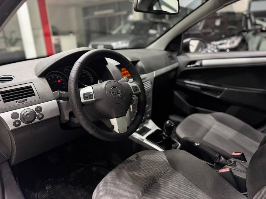 Opel Astra H Рестайлинг Ростов-на-Дону  - изображение 10