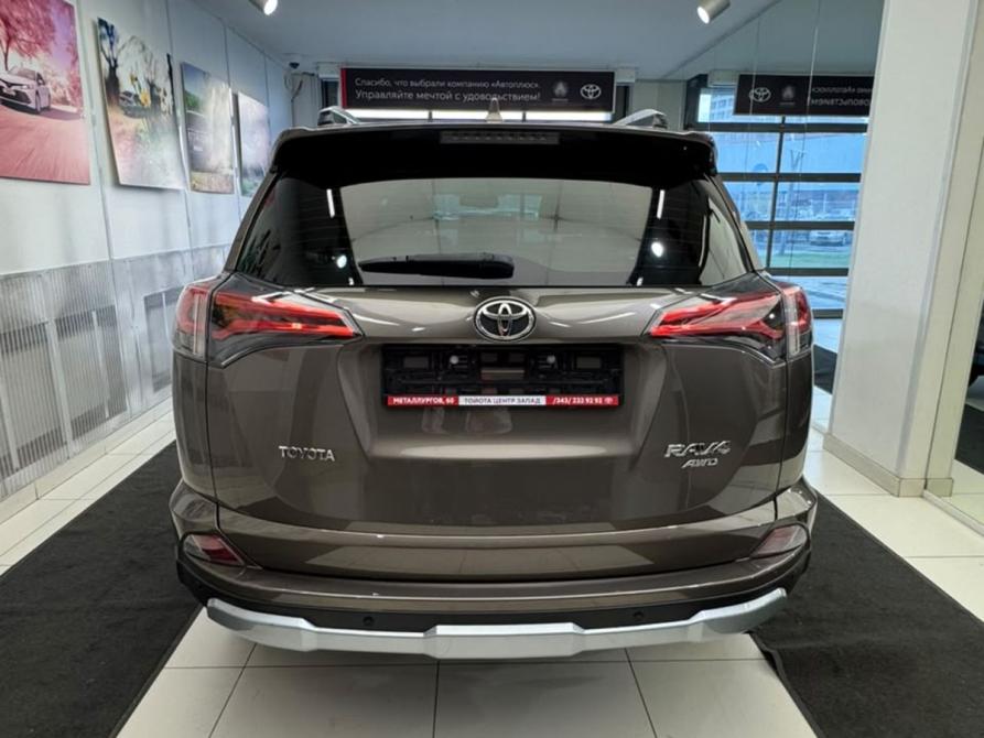 Toyota RAV4 IV (XA40) Рестайлинг Екатеринбург  - изображение 6