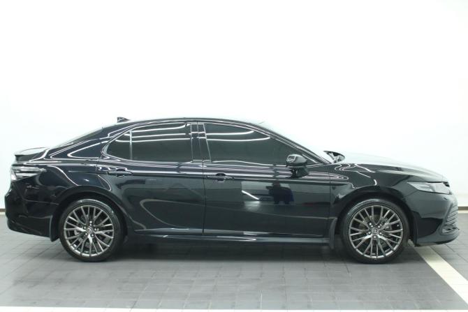 Toyota Camry VIII (XV70) Рестайлинг с пробегом 2021 года, цена 3 650 000 рублей, 94076 км, седан, Автокод Объявления