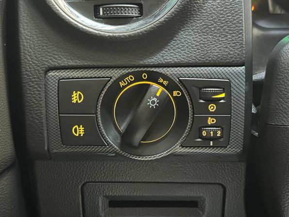 Opel Antara I Рестайлинг с пробегом 2012 года, цена 1 135 000 рублей, 159510 км, внедорожник, Автокод Объявления