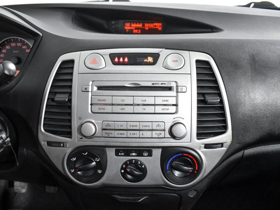 Hyundai i20 I Санкт-Петербург  - изображение 15