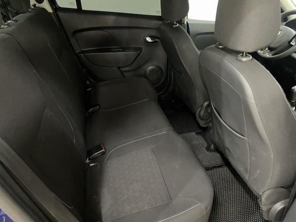 Renault Logan II с пробегом 2017 года, цена 849 000 рублей, 80158 км, седан, Автокод Объявления