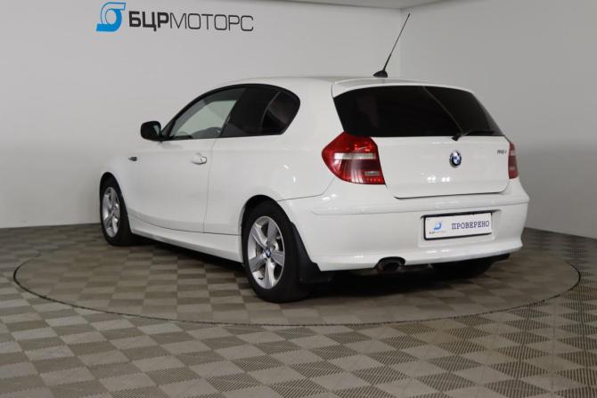 BMW 1 серии I (E81/E82/E87/E88) Рестайлинг с пробегом 2011 года, цена 629 990 рублей, 221535 км, хэтчбек, Автокод Объявления