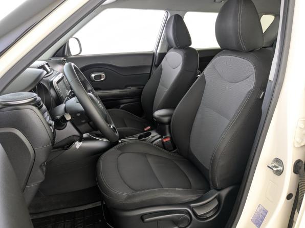 Kia Soul II Рестайлинг с пробегом 2017 года, цена 1 450 000 рублей, 214400 км, хэтчбек, Автокод Объявления
