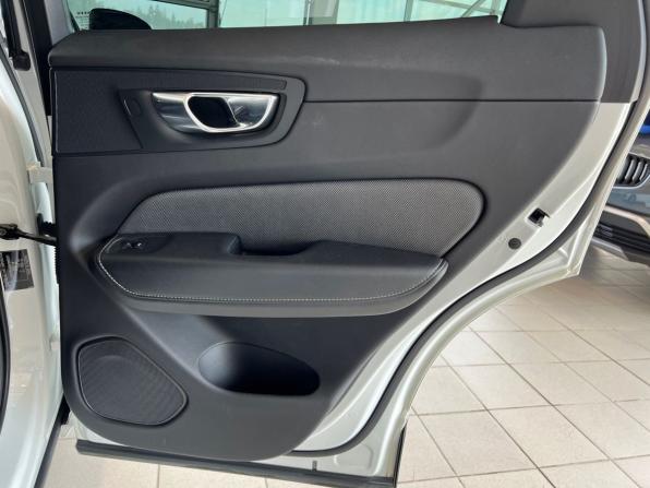 Volvo XC60 II Рестайлинг с пробегом 2021 года, цена 3 997 000 рублей, 93025 км, внедорожник, Автокод Объявления