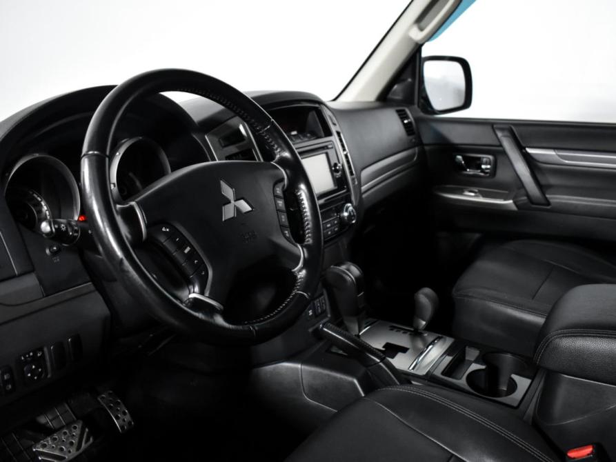 Mitsubishi Pajero IV Рестайлинг 2 Санкт-Петербург  - изображение 9