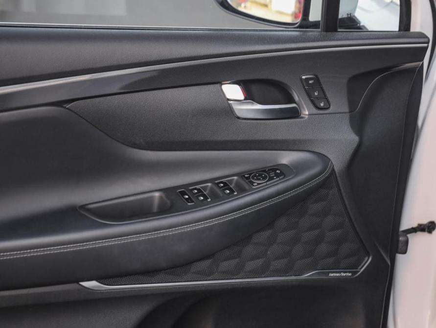 Hyundai Santa Fe IV Рестайлинг Санкт-Петербург  - изображение 21