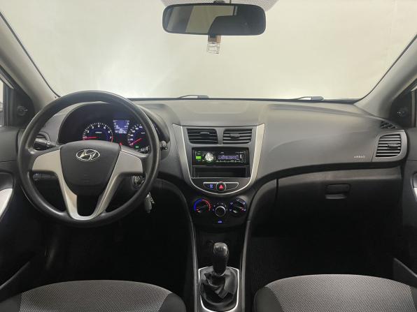 Hyundai Solaris I с пробегом 2013 года, цена 699 000 рублей, 93914 км, хэтчбек, Автокод Объявления